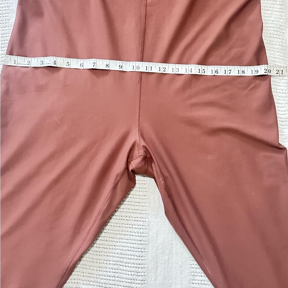 Old Navy Active Powersoft 2X Go Dry Workout Bag and Romper